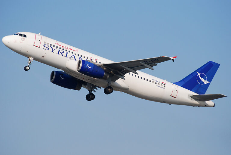 A Syrian Airlines plane carrying 239 passengers arrives from Khartoum ShamTimes News Agency