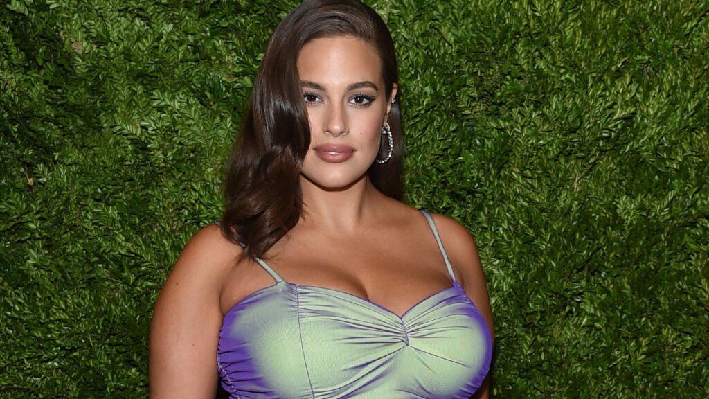 Ashley graham completely nude