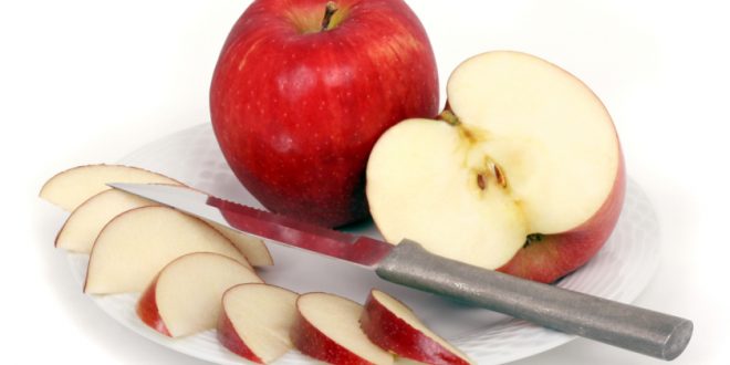 الفاكهة ستظل طازجة.. 6 طرق تمنع بها شرائح التفاح
