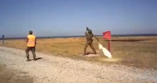 صاروخ يعود إلى الشخص الذي أطلقه! هذا ما حدث لجندي روسي.. شاهد!