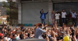 الرئيس السوري يزور قرية مشتى الحلو في صافيتا