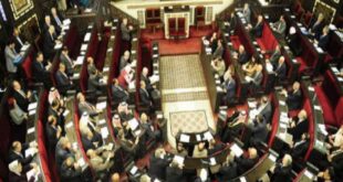 نائب في البرلمان: الحكومة مصرة على خفض مستوى الرواتب والأجور بمشروع قانون الموازنة العامة