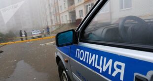 معركة حامية بين سائق ثمل وشرطة المرور الروسية... فيديو