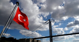 شهود عيان: تركيا تنقل مسلحين سوريين من ليبيا إلى اسطنبول