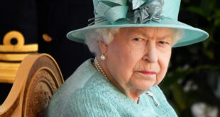 6 ممارسات "عادية للغاية" في حياتنا لم تفعلها الملكة إليزابيث الثانية قط!