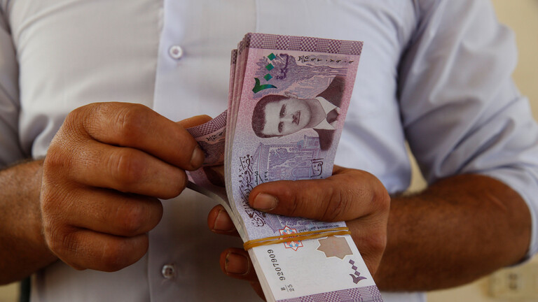 ما حقيقة تعديل سعر صرف الدولار الرسمي في سوريا الى 2500 ليرة؟ وكالة أوقات الشام الإخبارية