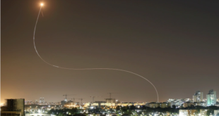 صواريخ القسام تضيء سماء تل أبيب