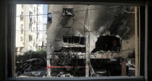 وسائل إعلام إسرائيلية: 10 مصابين جراء قصف صاروخي غير مسبوق لمدينة عسقلان