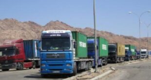 السعودية تمنع الشاحنات السورية المحملة بالخضر والفواكه من دخول أراضيها
