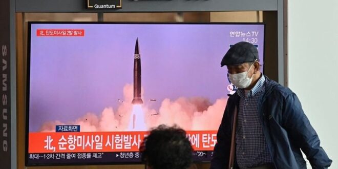 بالفيديو .. كوريا الشمالية تطلق صاروخا باليستيا من على متن قطار