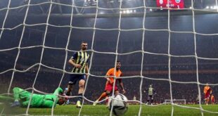 وفاة مشجع تركي بعد تسجيل فريقه هدف الفوز في الوقت القاتل