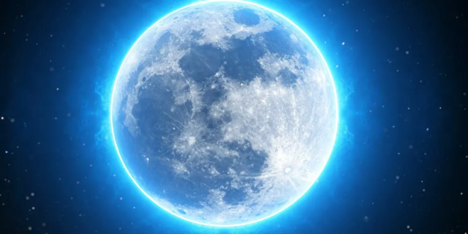 القمر يخبئ "كنزا" يبقي مليارات البشر على قيد الحياة تتسابق إليه الدول