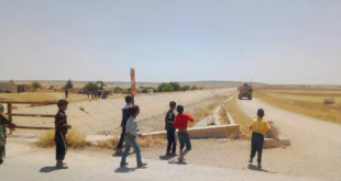أطفال سوريون في معركة "وجها لوجه" ضد المدرعات الأمريكية