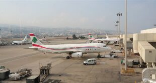 طائرة تحدث بلبلة فوق مطار بيروت.. ماذا حصل؟ (صور)