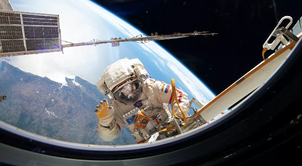رائد فضاء روسي يلتقط مشهدا مذهلا لمصر من الفضاء