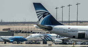 مشاجرة بين راكب ومضيفة تلغي رحلة طائرة من القاهرة إلى الرياض