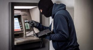 بالفيديو: عملية سرقة صراف آلي تنتهي في حفرة عميقة!