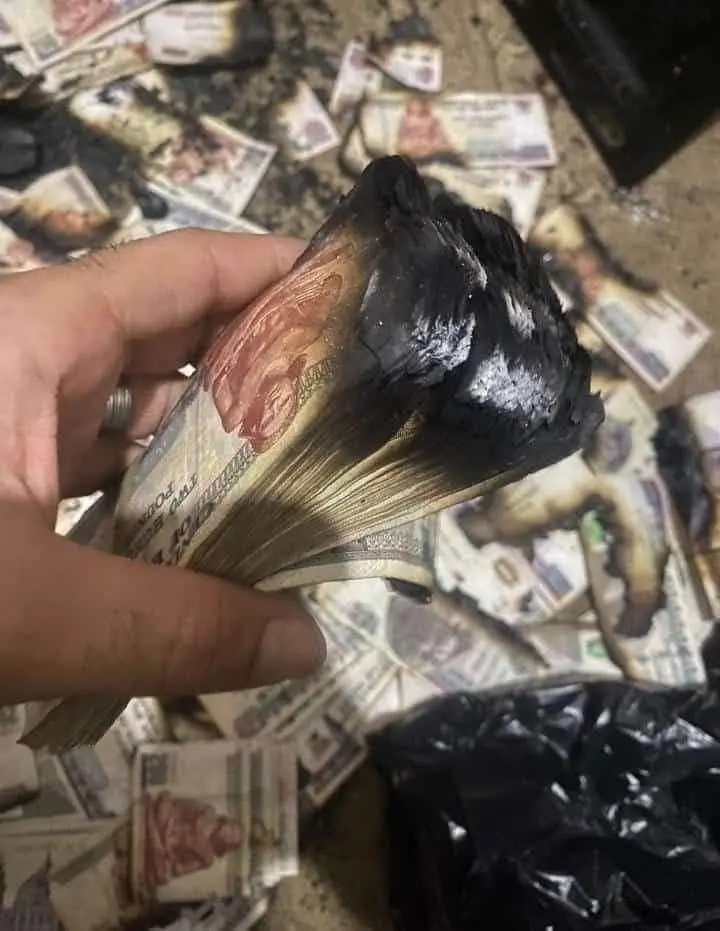 مصري أخفى أمواله عن زوجته فأحرقتها!!
