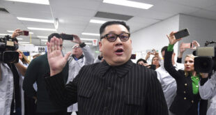 شبيه الزعيم الكوري الشمالي يثير ضجة في أستراليا