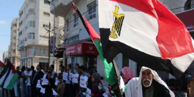 السلطات المصرية تفاجئ فلسطينيي سوريا بقرار ترحيلهم ومصدر يوضح