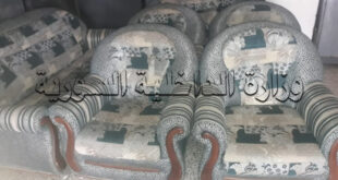 سرقة الأثاث من البيوت المهجورة في مدينة حماة