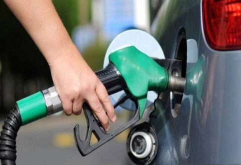 مسؤول يكشف عن مدة وصول رسائل البنزين للسيارات العامة والخاصة