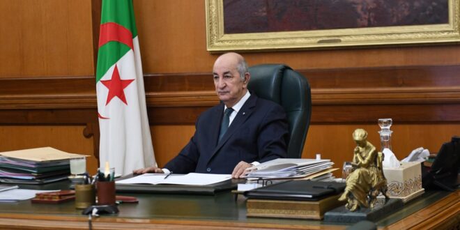 الرئيس الجزائري يعلق على عودة دمشق