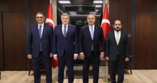 بعد تغير الموقف التركي.. "جاويش أوغلو" يلتقي قادة المعارضة السورية