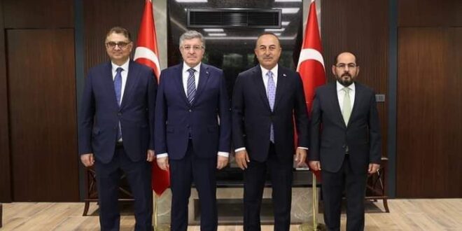 بعد تغير الموقف التركي.. "جاويش أوغلو" يلتقي قادة المعارضة السورية