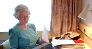 لأكثر من 70 سنة... رسائل متبادلة بين الملكة اليزابيت وامرأة مجهولة