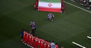 منتخب إيران يرفض ترديد النشيد الوطني