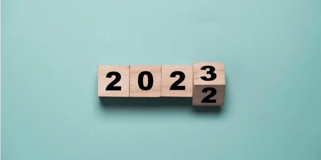 توقعات الأبراج لعام 2023