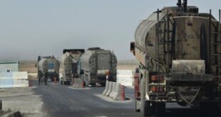 الاحتلال الأمريكي يواصل سرقة النفط السوري بدفعة جديدة باتجاه العراق
