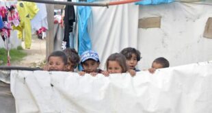 إحصائية لبنانية: اللاجئون السوريون يشكلون 30 بالمئة من السكان